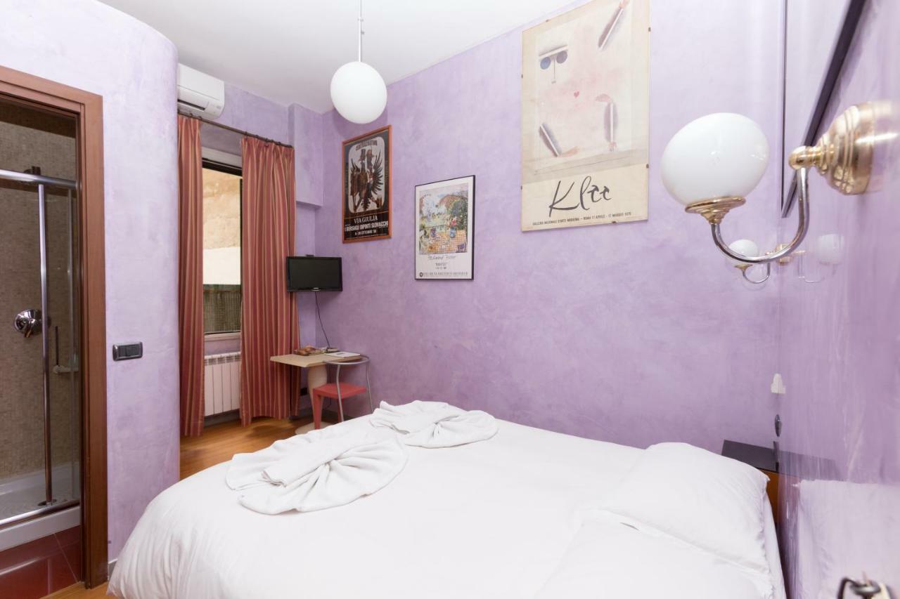 Domusamor Colosseo Rome Bagian luar foto