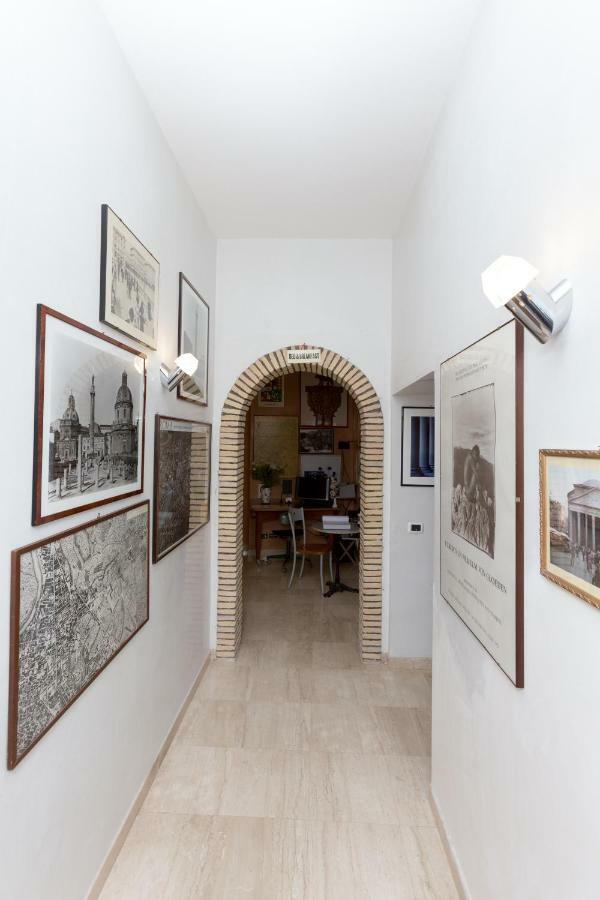 Domusamor Colosseo Rome Bagian luar foto